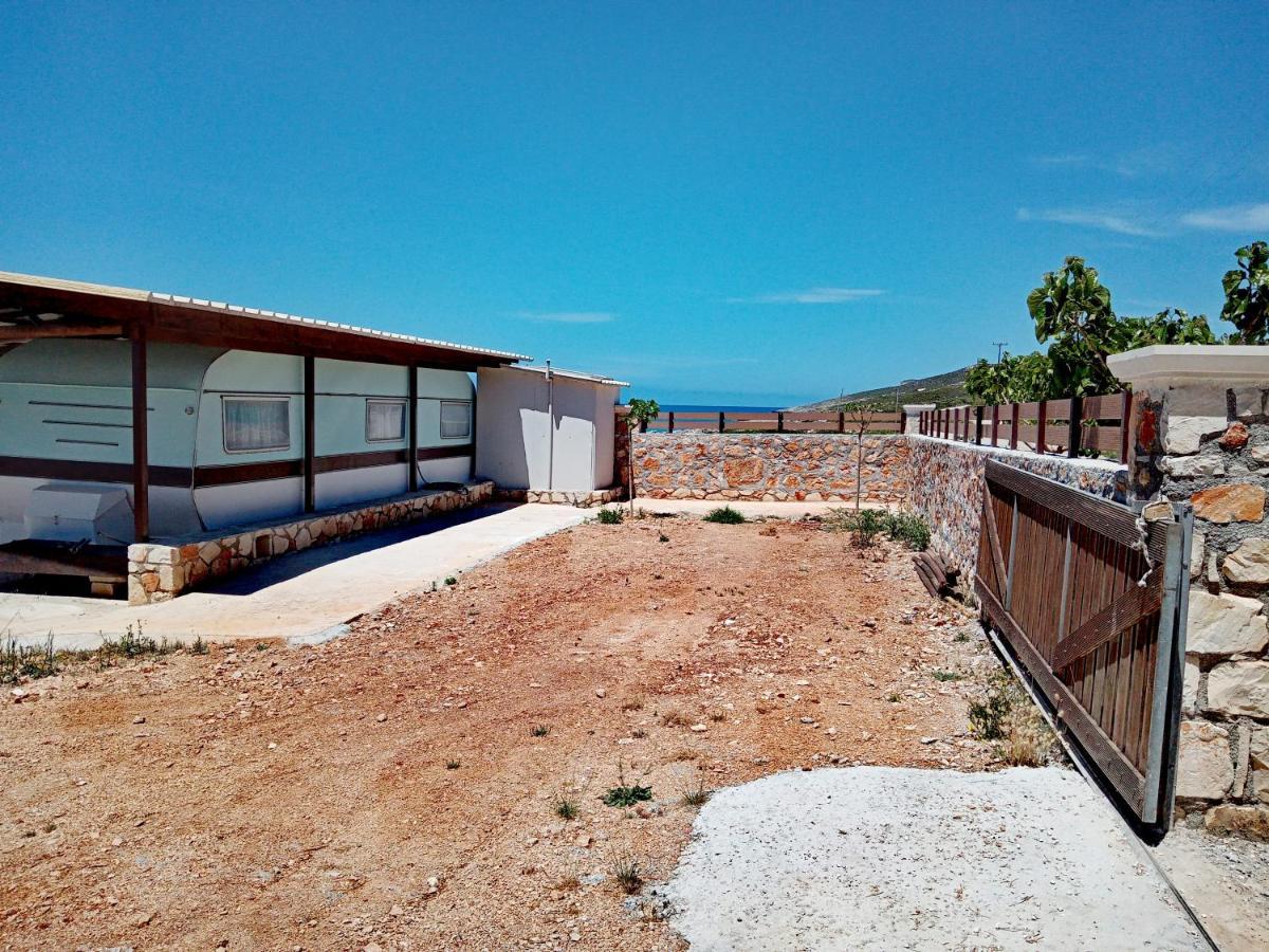 Caravan Fishing Spot Porto Roxa Apartment Agios Leon