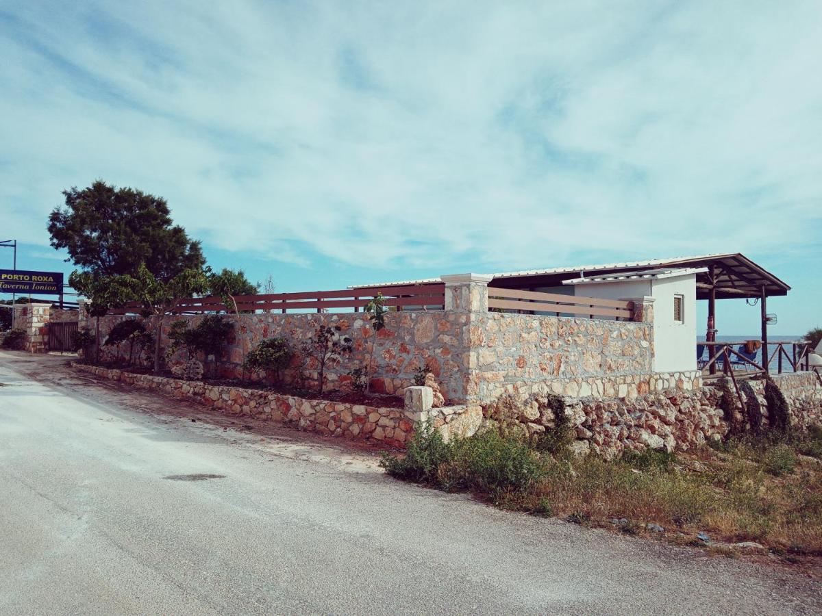 Apartment Caravan Fishing Spot Porto Roxa Agios Leon